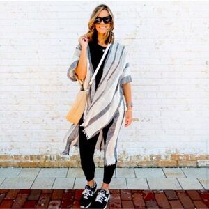 Aerie Boho Striped Cover Up Fringe Kimono White Black Gray One Size